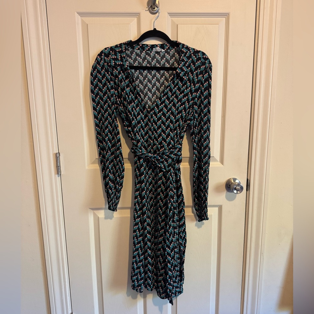 Seraphine Black, Pink & Teal Patterned Maternity Midi Shirt Dress With Tie